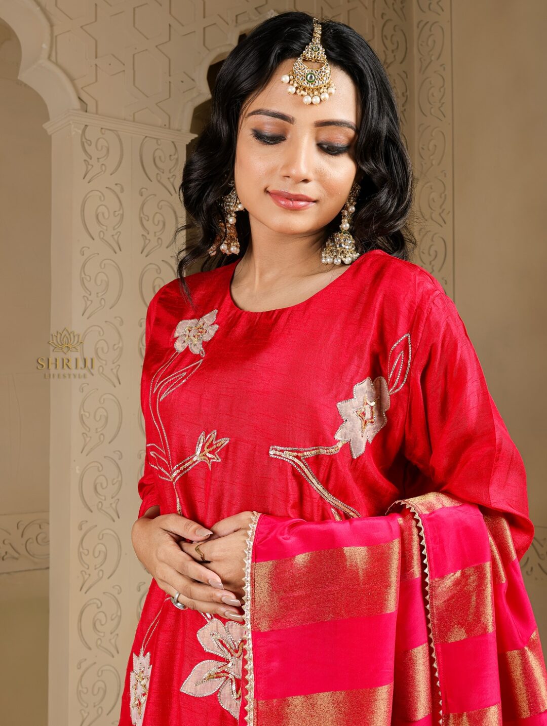 red dola silk suilt set with dupatta