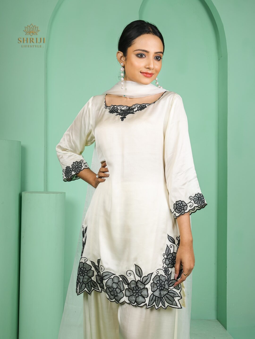 white crepe farshi salwar set with dupatta