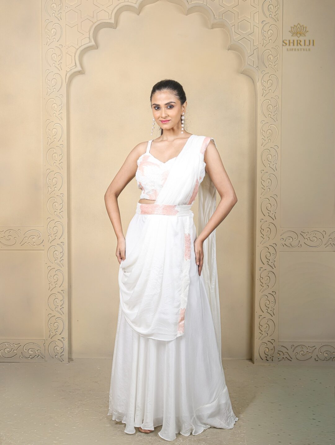 chinon white drep saree