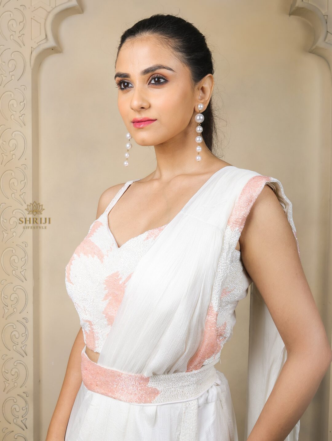 chinon white drep saree