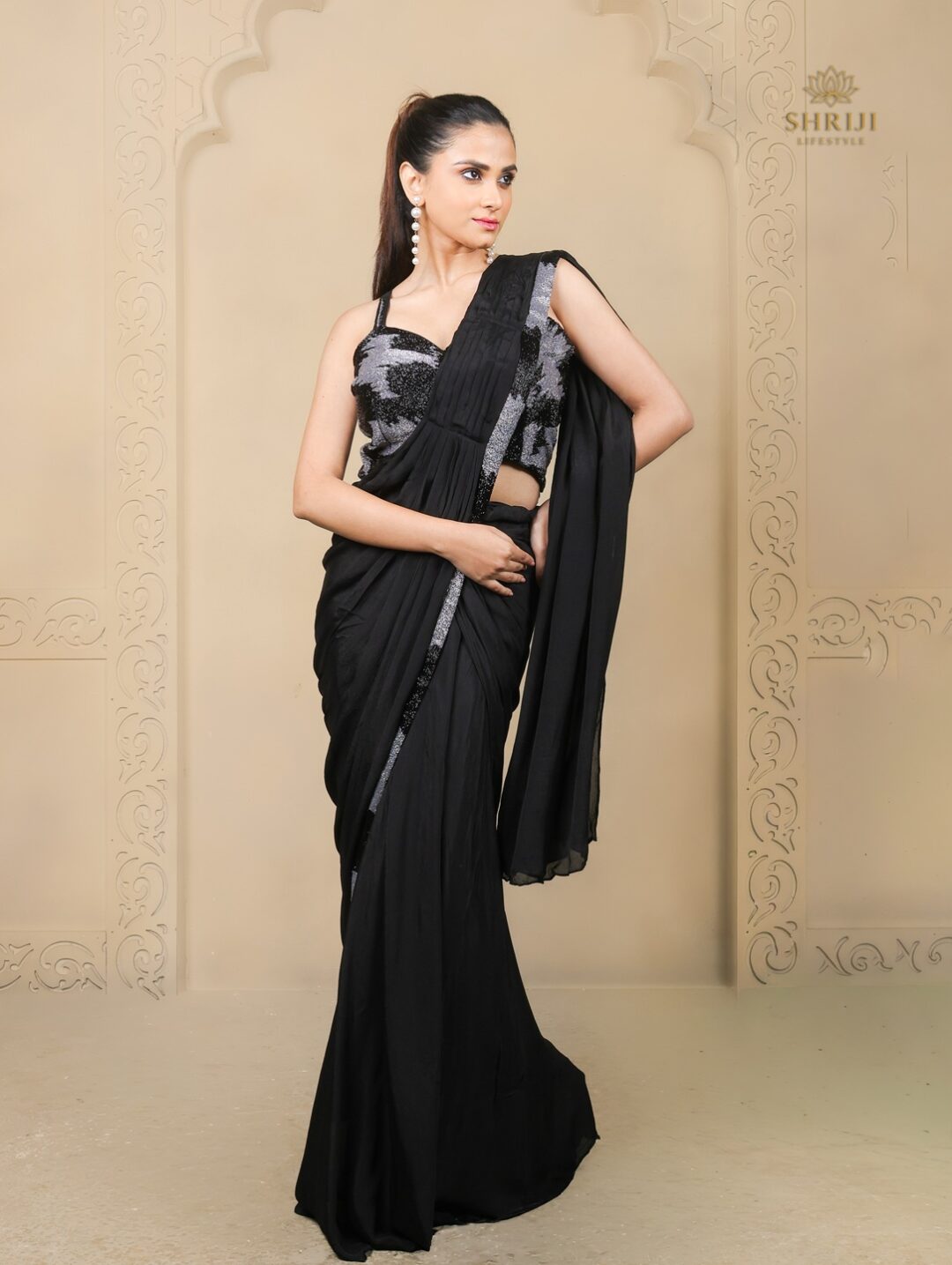 chinon black drep saree